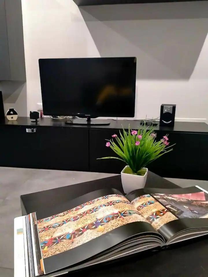 דירות Casa Mandorlo A מונדלו מראה חיצוני תמונה